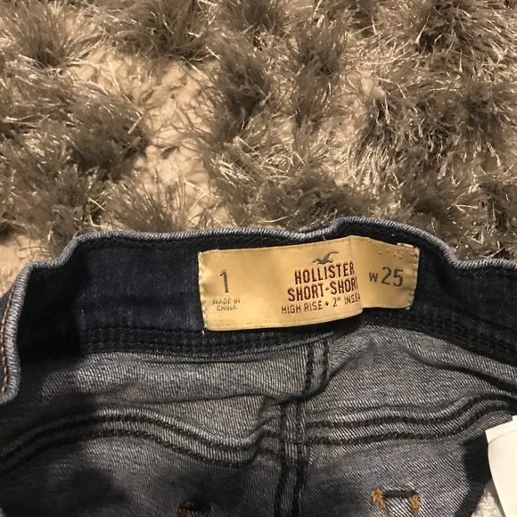 Dark Wash Denim shorts from Hollister! - Picture 2 of 3
